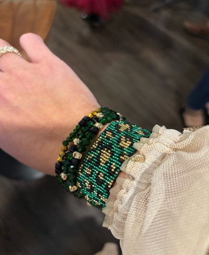 Signature leopard pattern bracelet set