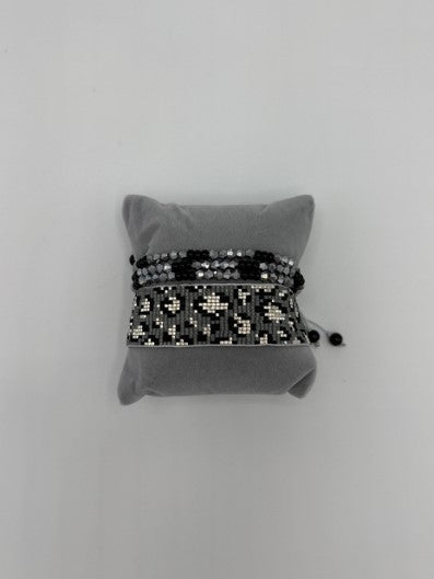 Signature leopard pattern bracelet set